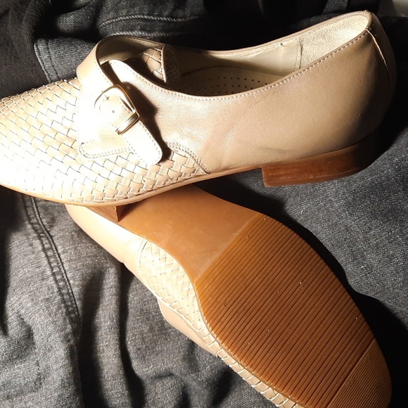 Wonens size 10 ( I am a 9 so they fit more like 9.5) Roberto capucci - Picture 3 of 5